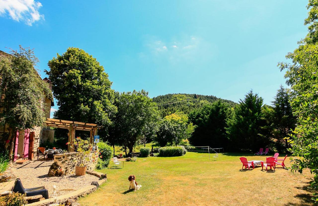 Domaine De Bauzit Bed and Breakfast Vals-pres-le-Puy Eksteriør billede